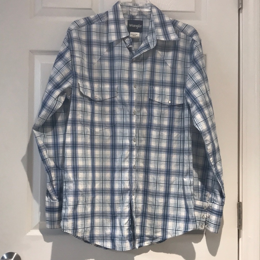 Wrangler long sleeve western Men size M used